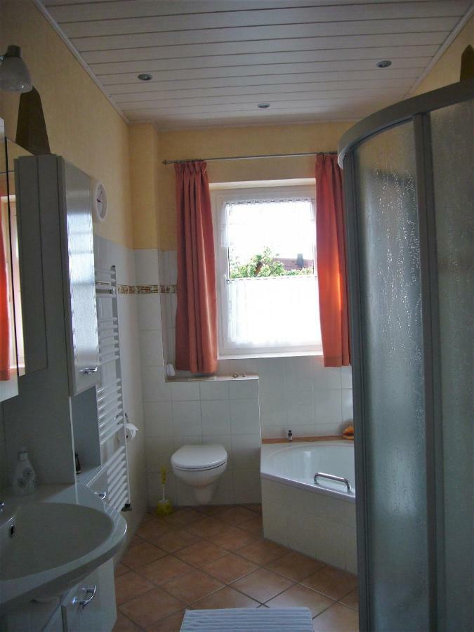 Ferienwohnung im alten Schulhaus - keine Monteure Plech Exterior foto