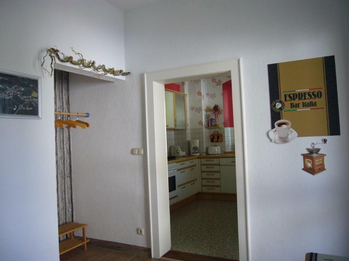 Ferienwohnung im alten Schulhaus - keine Monteure Plech Exterior foto